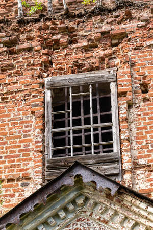 abandoned Orthodox church, Pokrovskaya Church on the Letter River, Kostroma province, Russia. The year of construction is 1792. Currently, the temple is abandoned.の写真素材