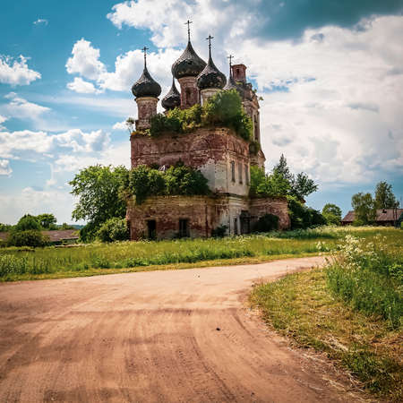 old Orthodox Church, Buyakovo village, Kostroma province, Russia. The year of construction is 1810. Currently, the temple is abandoned.の写真素材
