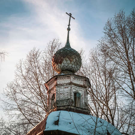 onion dome of an abandoned orthodox church in poor conditionの写真素材