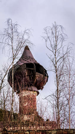 dome of an abandoned Orthodox Church, Russia, Kostroma region, Sudislavsky district, former village of Ust-penyeの写真素材