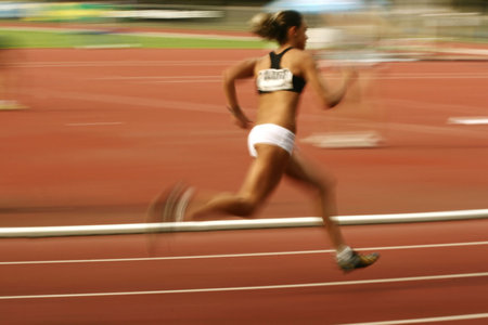 Runing women - motion effect