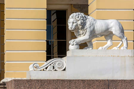 Saint Petersburg, cast-iron statue of a lion at the entrance to the Russian Museumのeditorial素材