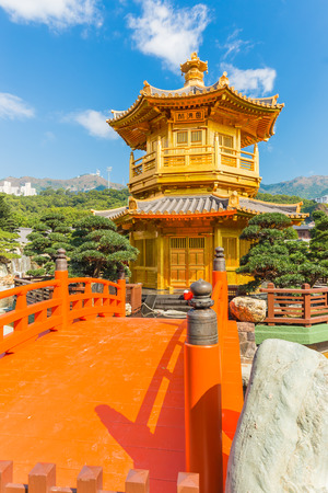 Golden Pavilion in Nan Lian Garden at Diamond Hill in Hong Kong.のeditorial素材