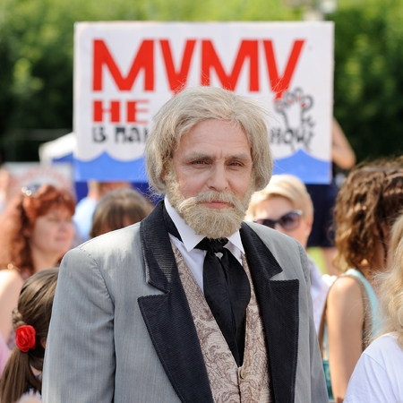 Orel, Russia, August 01, 2015: Mumu Fest, Turgenev's story art-festival, Turgenev (actor) editorialのeditorial素材