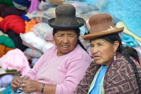 CHIVAY, PERU - SEPTEMBER 2: Unidentified people in Chivay Quechua market on September 2, 2015, Arequipa Region, Peru. National clothes are common for Quechua people in rural Peruのeditorial素材