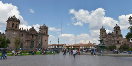 CUZCO, PERU - SEPTEMBER 12: Church and Society of Jesus at the Cathedral Square on September 12, 2015 in Cuzco, Peruのeditorial素材