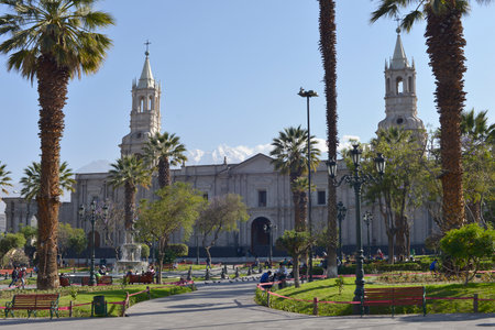 AREQUIPA, PERU - SEPTEMBER 1: People roaming in Plaza de Armas in front of the Cathedral of Arequipa on September 1, 2015 in Arequipa, Peru.のeditorial素材