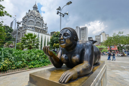 Medellin, Colombia - July 31: Sculpture by the artist and sculptor Fernando Botero in Plaza Botero on July 31, 2017 in Medellin, Colombia.のeditorial素材