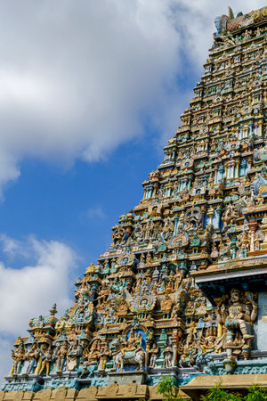 Madurai, India - March 2020: Detail of the gopuram of the Hindu Meenakshi Amman Temple on March 10, 2020 in Madurai, India.のeditorial素材