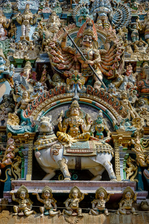 Madurai, India - March 2020: Detail of the gopuram of the Hindu Meenakshi Amman Temple on March 10, 2020 in Madurai, India.のeditorial素材