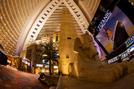 LAS VEGAS, NEVADA - SEPTEMBER 8: Interior view of the Luxor Casino on the Las Vegas Strip on September 8, 2015. The Luxor Casino is a famous and popular luxury casino in Vegas.のeditorial素材