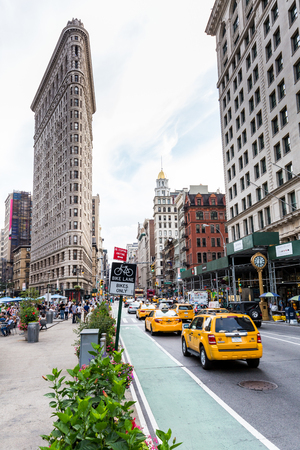 âNEW YORK - AUGUST 23: Exterior views of to the Flatiron Building in Midtown Manhattan at the 5th Av on August 23, 2015. Its located at 175 Fifth Avenue in the borough of Manhattan, New York City.のeditorial素材