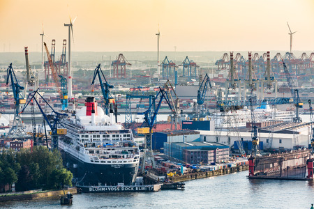 HAMBURG, GERMANY - JUNE 7, 2016: Areal view of the Port of Hamburg and the Elbe river on June 7, 2016. It is Germanys largest port and is named the countrys Gateway to the World.のeditorial素材