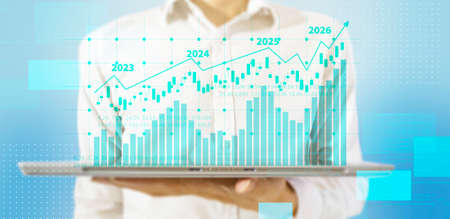 Setting goals for success in business,Businessmen have the goal of investing in order to increase...