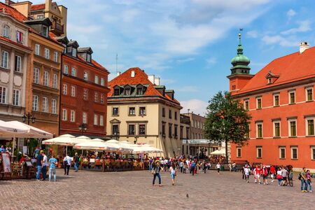 WARSAW, POLAND - JUNE, 2012: Old Town market placeのeditorial素材