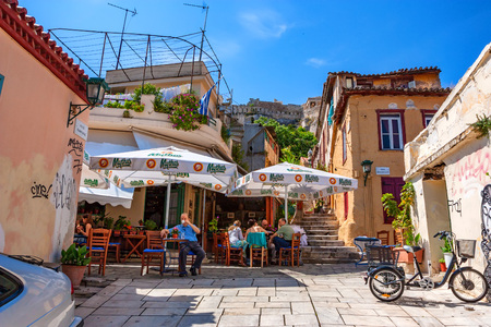 ATHENS, GREECE - JUNE, 2011: City streetsのeditorial素材