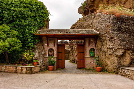 METEORA, GREECE - JUNE, 2011: Varlaam monasteryのeditorial素材