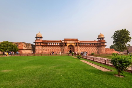 FORT, AGRA, INDIA - NOVEMBER, 2017: Jahangir Palaceのeditorial素材