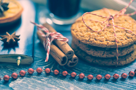 Cosy winter still-life and window. Xmas backgroundの写真素材