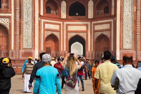 AGRA, INDIA - CIRCA NOVEMBER 2017: Great Gate of Taj Mahalのeditorial素材
