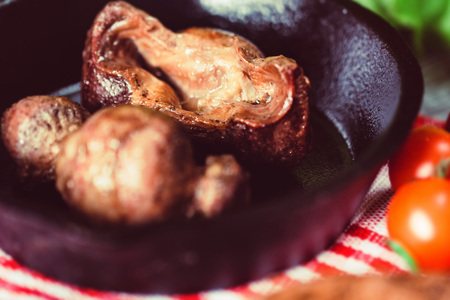 Tasty roasted chicken giblets in panの写真素材