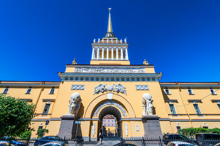 ST.PETERSBURG, RUSSIA - JUNE 14, 2015: Admiralty building in Saint Petersburgのeditorial素材