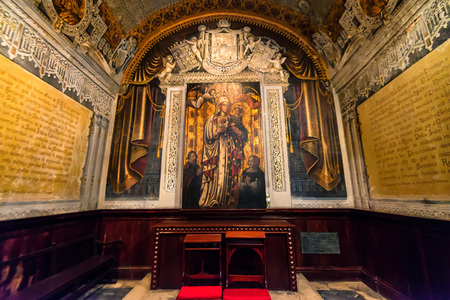 SANTO DOMINGO, DOMINICAN REPUBLIC - 1 NOVEMBER 2015: Interior of Basilica Cathedral of Santa Maria la Menor in Santo Domingoのeditorial素材