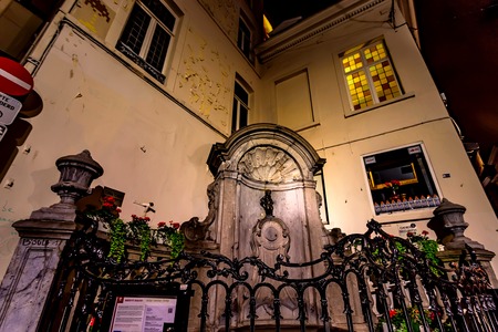Evening view of Manneken Pis statue in Belgiumの写真素材