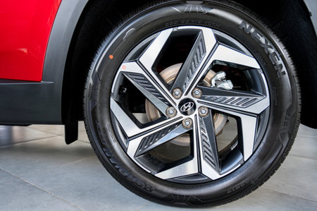 ROSTOV-ON-DON, RUSSIA - 18 JUNE 2021: New Hyindai Tucson. Wheel tuning discのeditorial素材