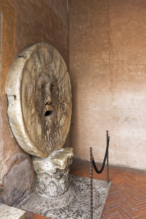 The Basilica of Santa Maria in Cosmedin is a place of Catholic worship in Rome, located on the square of theのeditorial素材