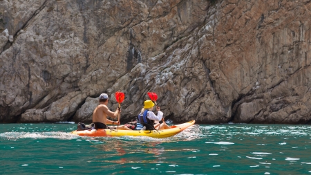 Kayak  People kayaking in the oceanの写真素材