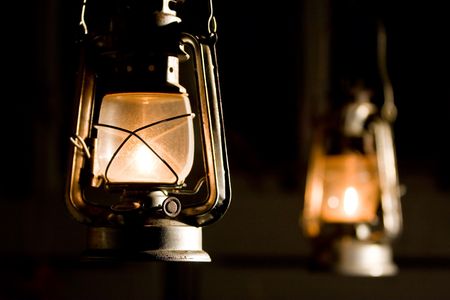 Old fashioned lantern in darkness. Light concept.

の写真素材