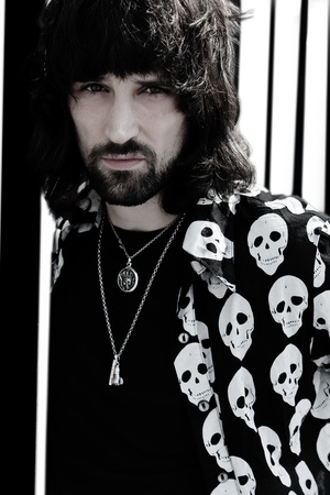 PARIS, FRANCE - APRIL 25, 2008  Portrait of the british rock group Kasabianのeditorial素材