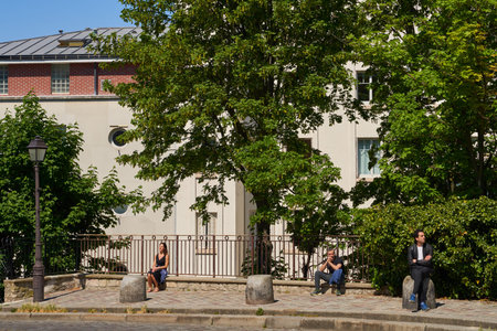 Paris France lock down coronavirus covid-19 quarantineのeditorial素材