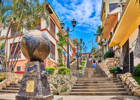 Las Penas Guayaquil Ecuador landmark santa Anna hill streetのeditorial素材