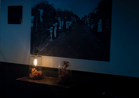 Shabby chic interior decor. Living room decoration. retro light bulbs and candleの写真素材