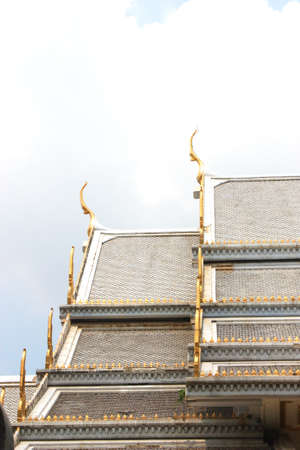 Temple roof, Wat Sothornwararamworaviharn, Chachoengsao Thailandの写真素材