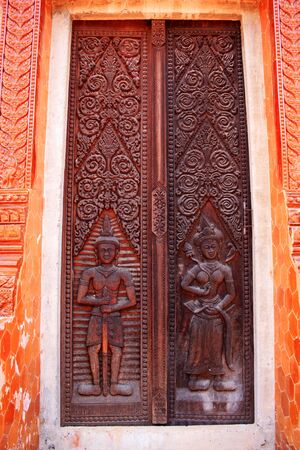 Traditional Thai style door templeの写真素材