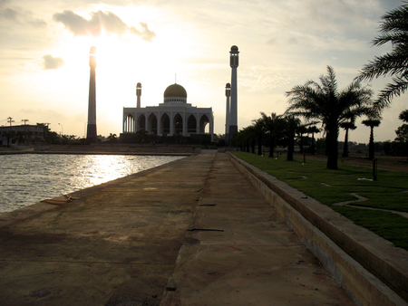 Beautiful sunset at Central Songkhla Mosque, Thailand.の写真素材