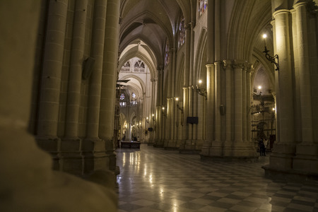 Interior of Toledo Cathedral. Arcs, organ, columns and gothic art. Spainのeditorial素材