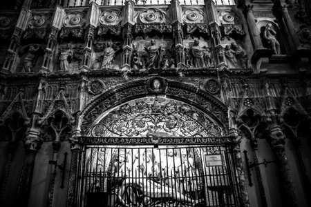 Cathedral interior, gothic style, spanish churchのeditorial素材