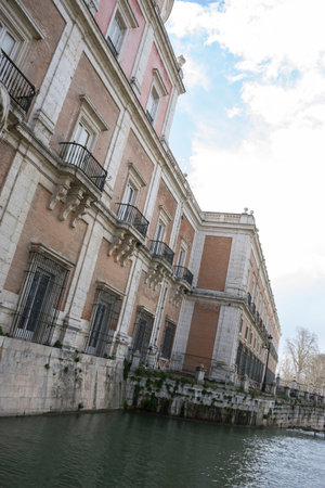 Facade of palace in the royal gardens of aranjuez in madrid, spainの写真素材