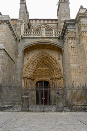 Stunning Views of Ãvila Cathedral with City Wallsの写真素材