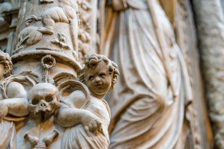 Captivating Religious Sculpture of a Bishop in Ãvila Cathedralの写真素材