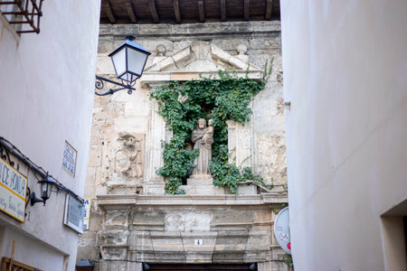 Enchanting Cuenca, Spain: A Tourist's Perspective on the City's Charmの写真素材