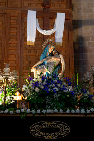 Virgin Mary and Christ Sculpture in Segovia Cathedralの写真素材