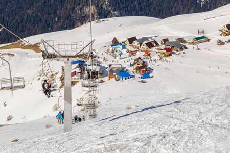 DOMBAY, RUSSIA, FEBRUARY 27, 2018: Chair ski liftのeditorial素材