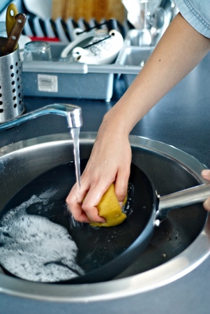 washing dishesの写真素材