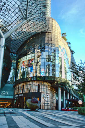 Ion Orchardのeditorial素材