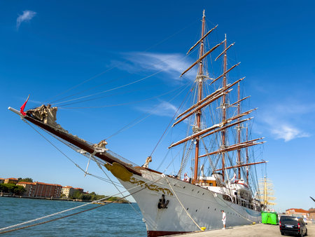The big ship after the long voyage on the Mediterranean reached Venice.の写真素材